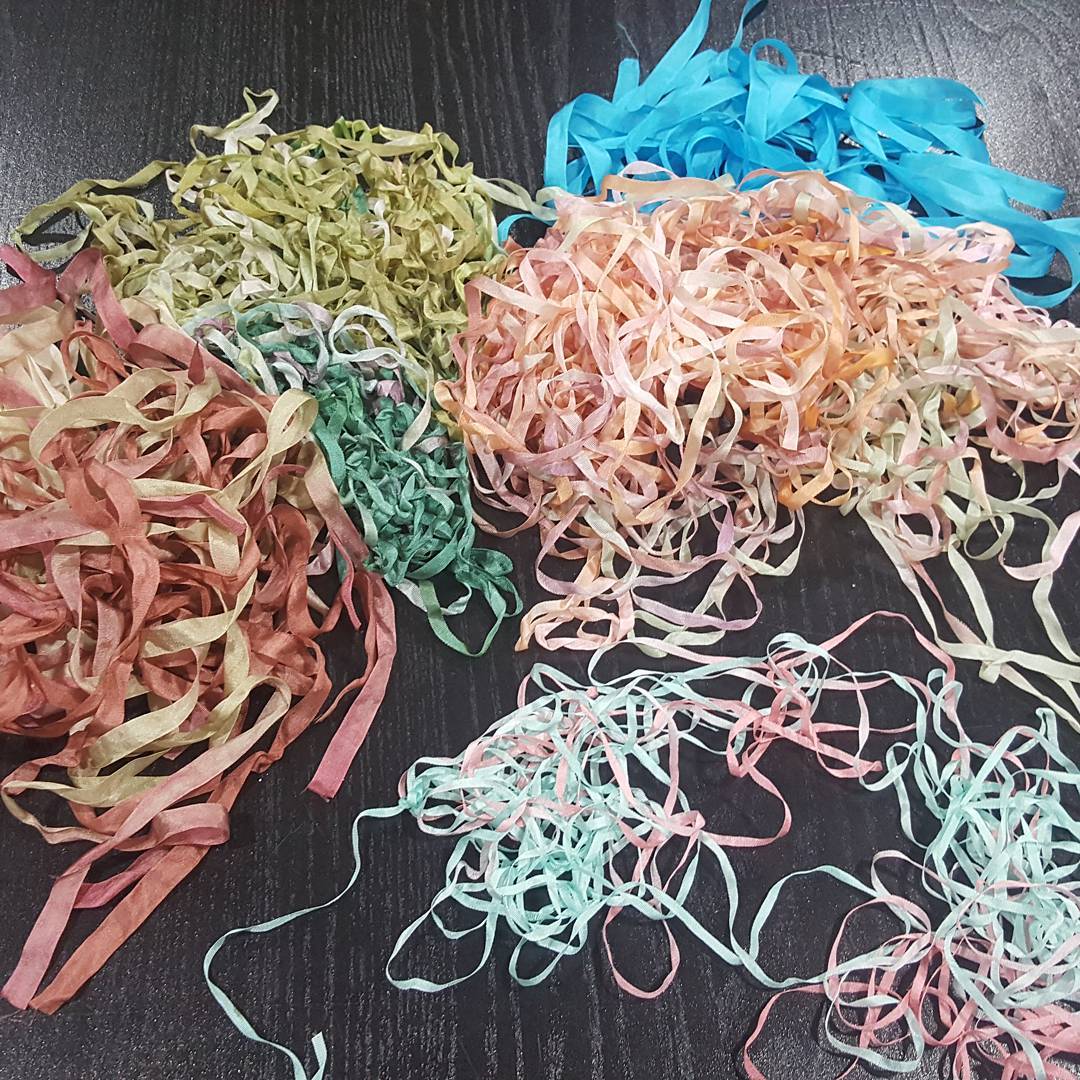 염색 후 실크리본 정리